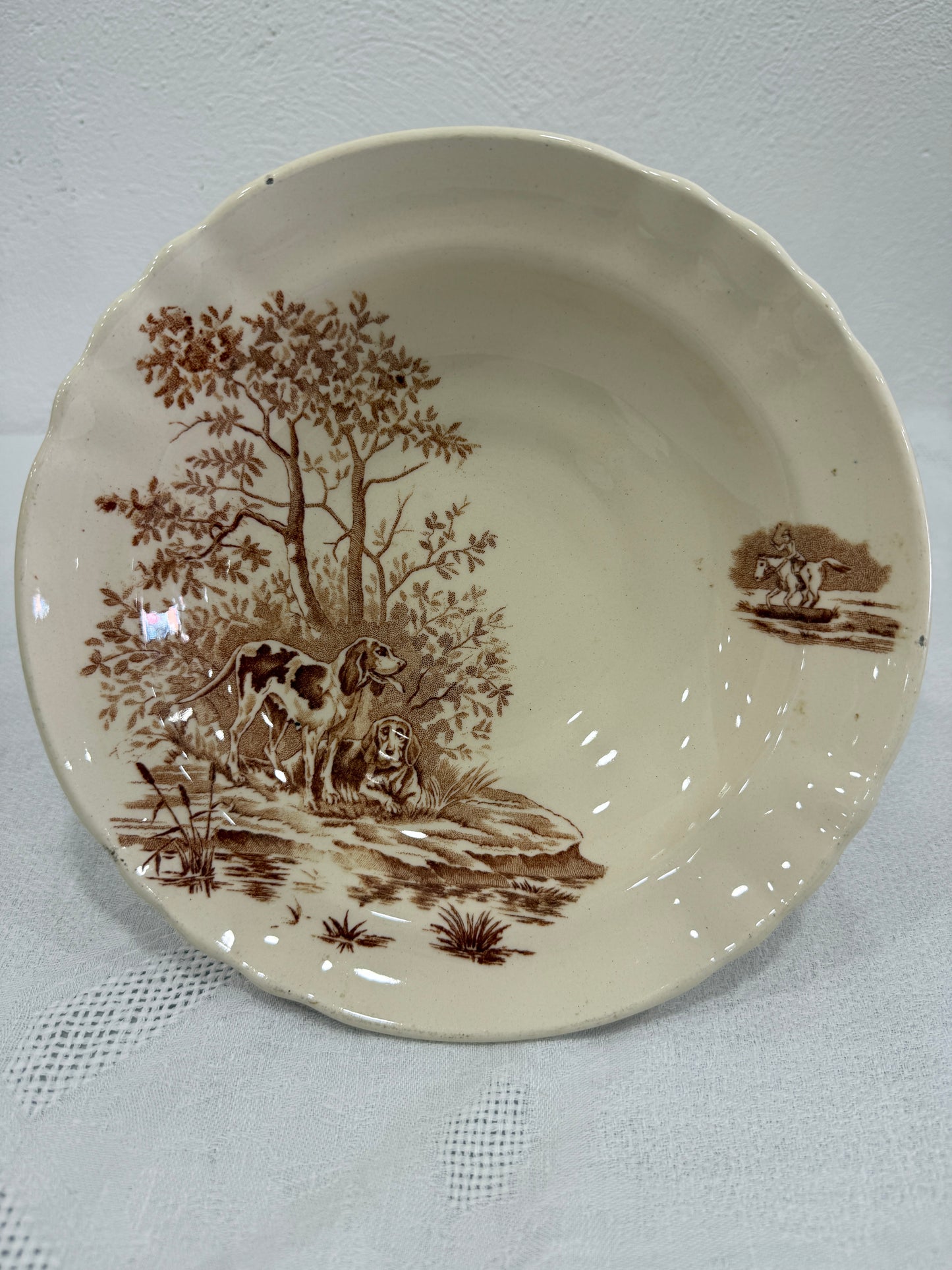 Compotier antiguo Longchamp – Modelo Veneur (caza) – ca. 1880–1900