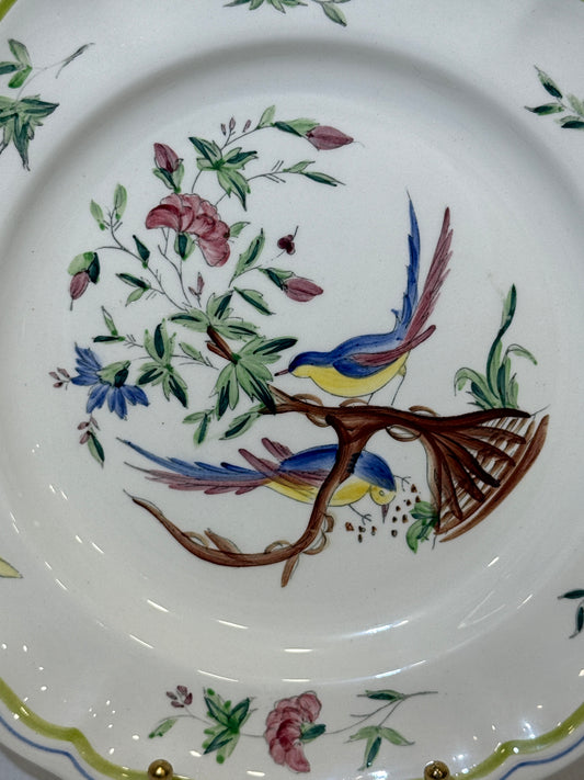 Plato Longchamp estilo Moustiers con aves y flores