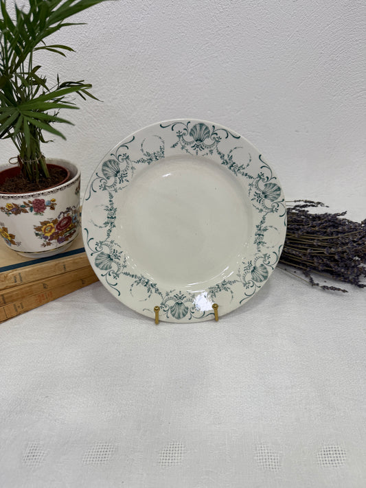 Platos llanos K&G Luneville Guirlande Francia, ca. 1900. X UD.