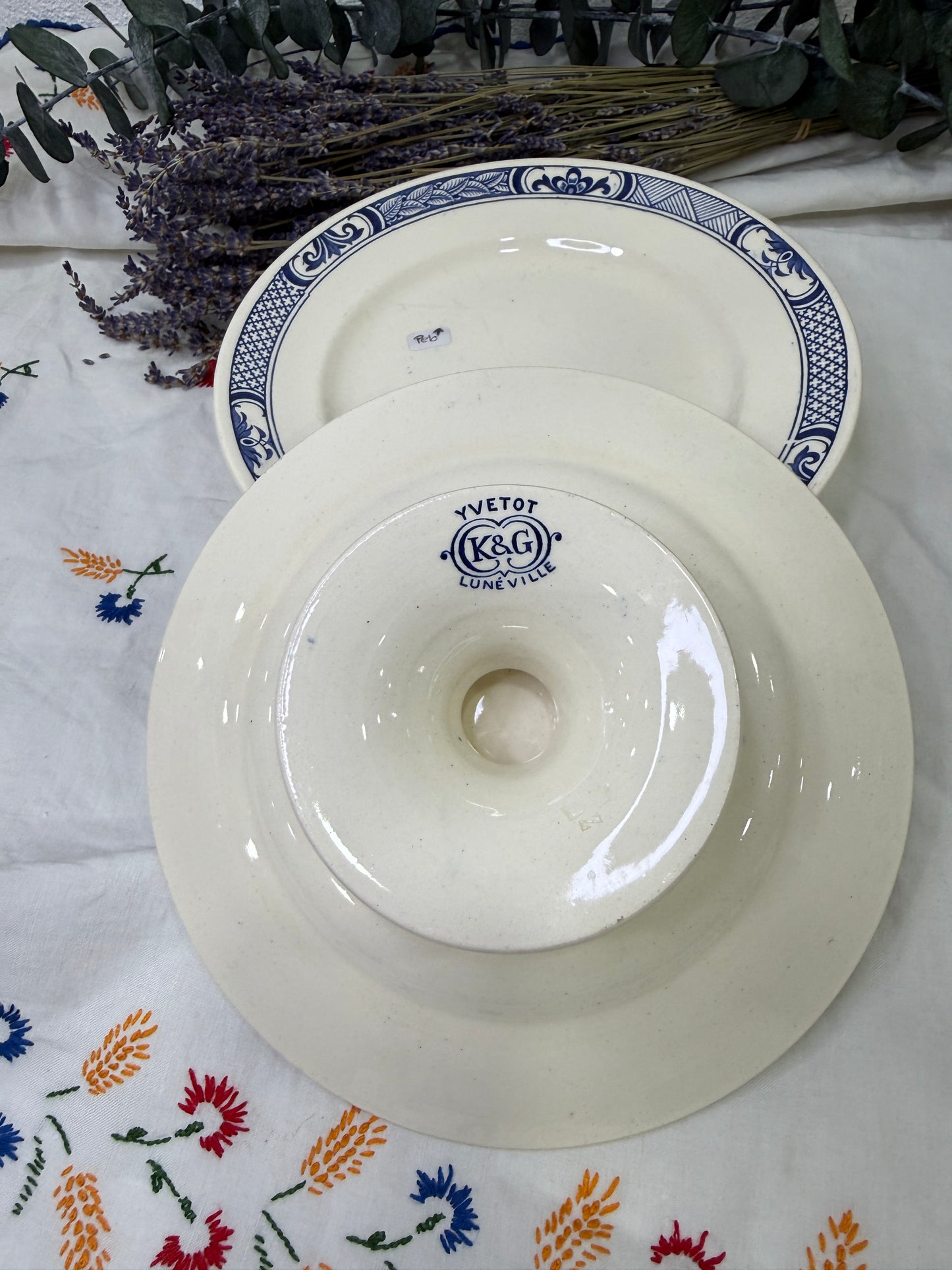 Pie de tarta antiguo Lunéville Keller & Guérin Yventot, Francia c.1900