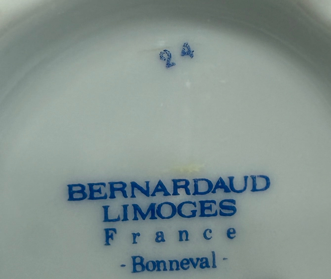 Jarra leche Bernardaud Limoges – Modelo Bonneval (verde)