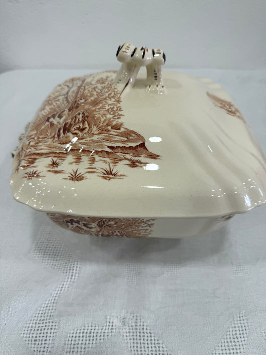 Sopera antigua Longchamp – Modelo Veneur (caza) – ca. 1880–1900