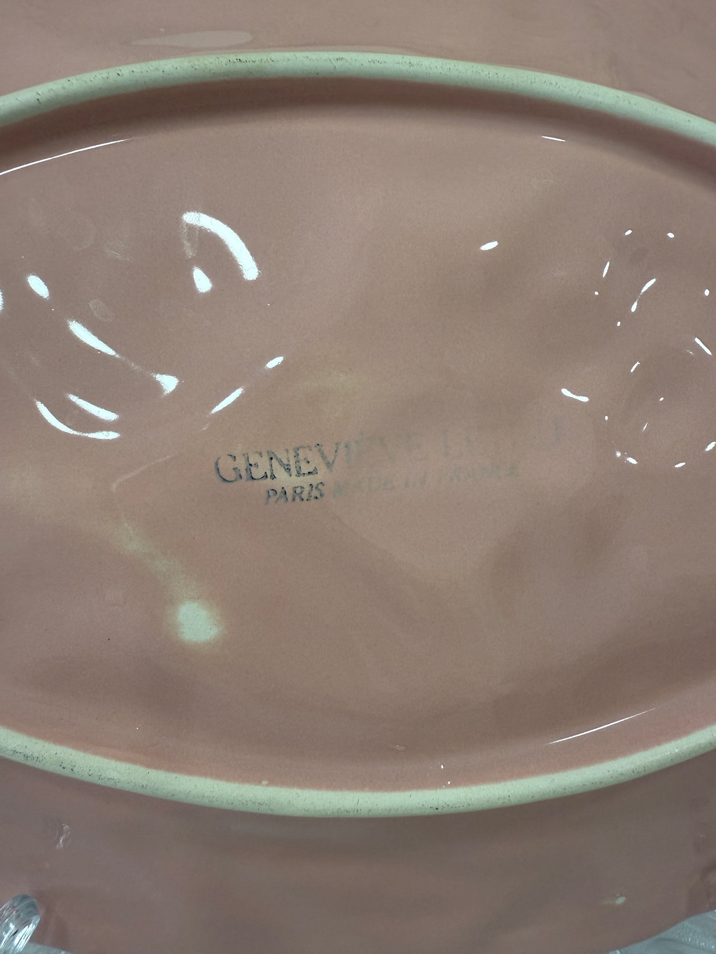 Fuente rosa Geneviève Lethu