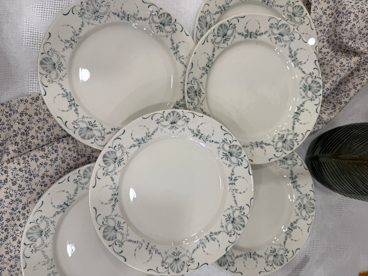 Set de 6 platos llanos antiguos – K&G Luneville, modelo Guirlande (Francia, ca. 1900)