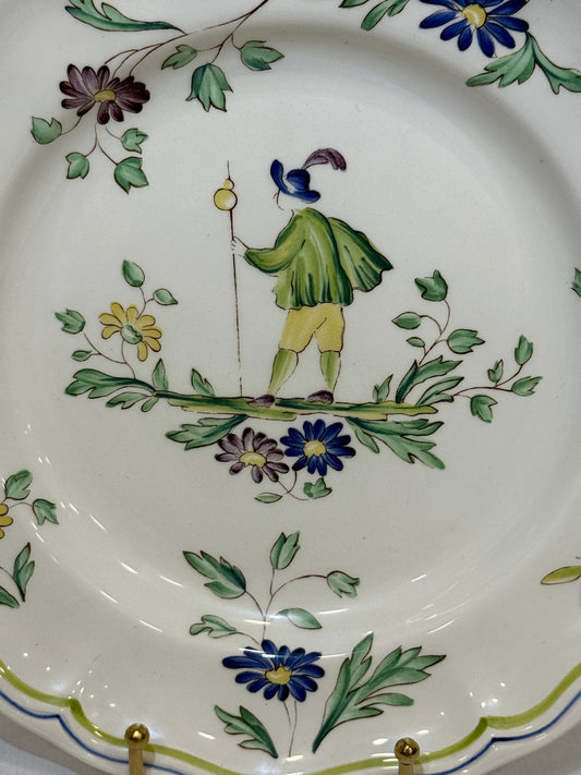 Plato Longchamp estilo Moustiers con figura central