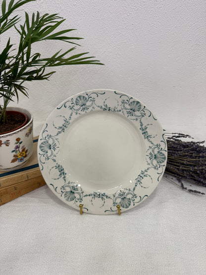 Platos llanos K&G Luneville Guirlande Francia, ca. 1900. X UD.