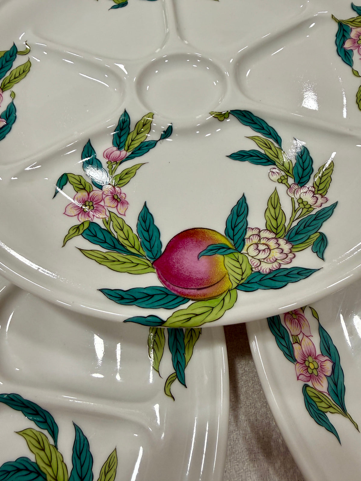 Plato Porcelaine de Paris Abondance