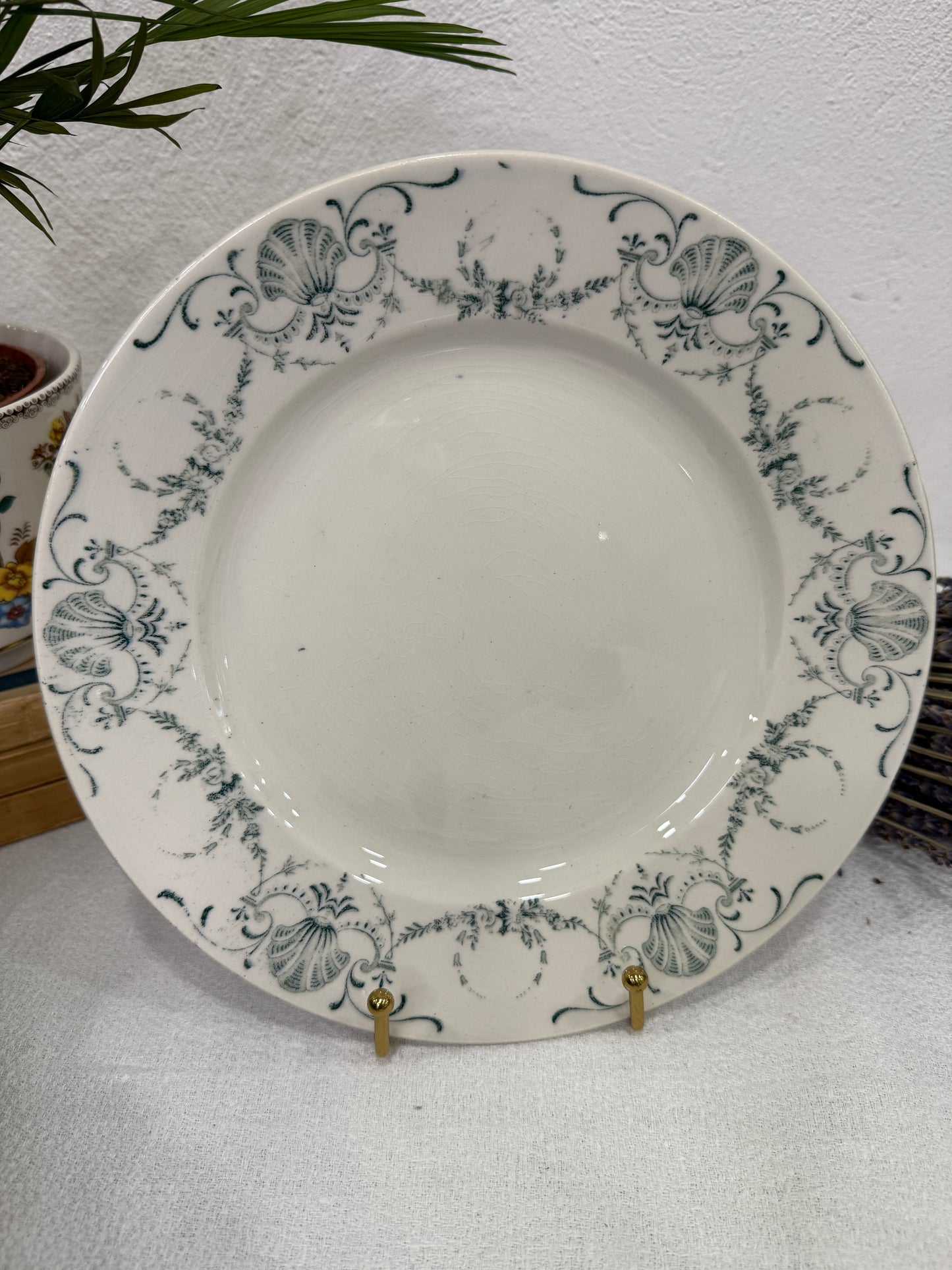 Platos llanos K&G Luneville Guirlande Francia, ca. 1900. X UD.