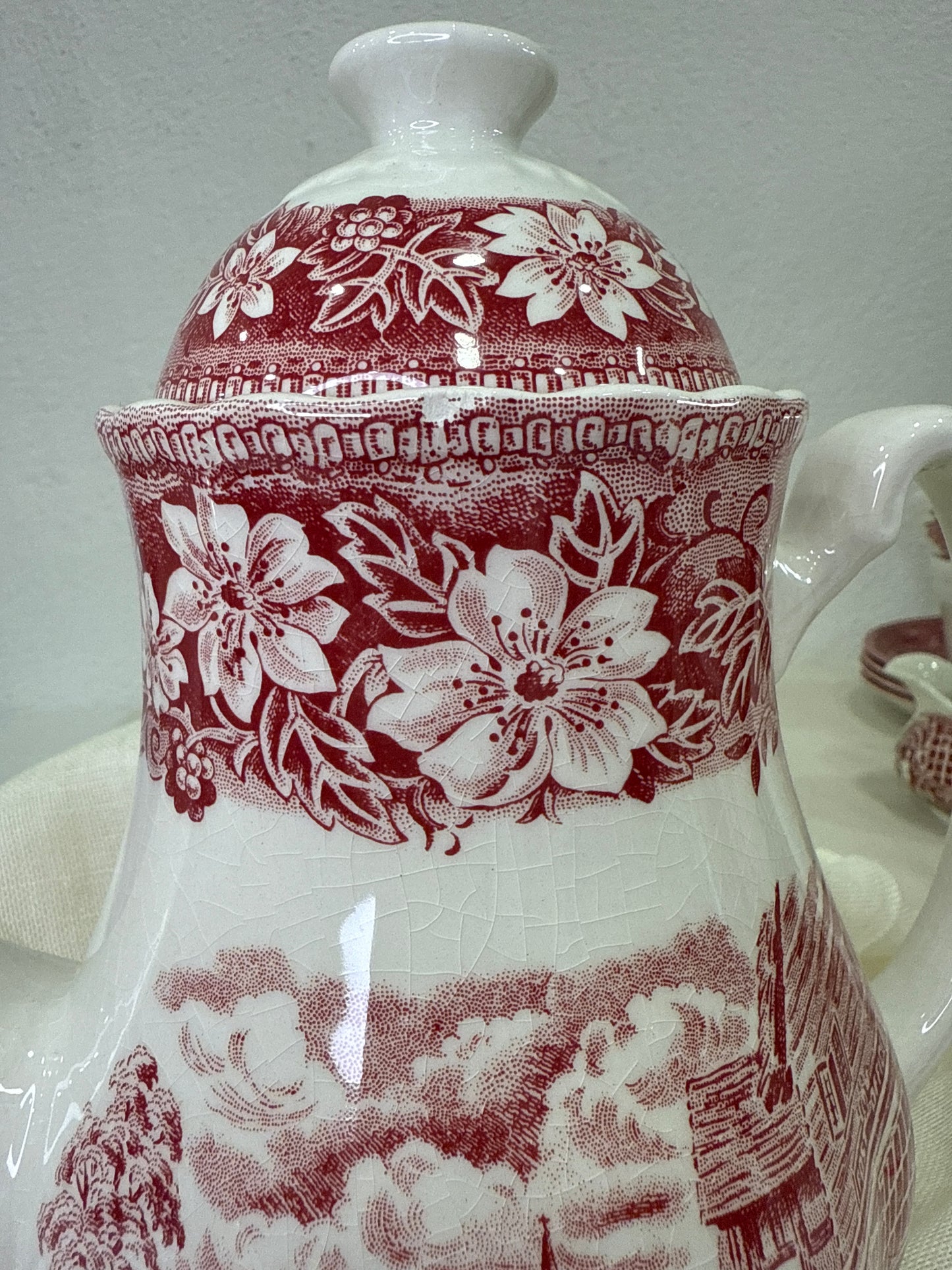 Juego de desayuno inglés Coaching Taverns – Royal Tudor Ware, Staffordshire