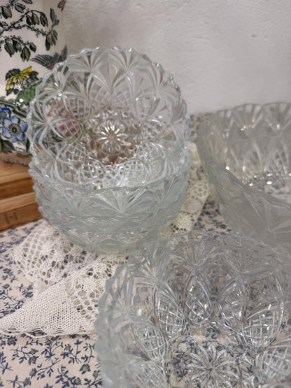 Conjunto de cristal prensado francés bowl grande + 6 cuencos