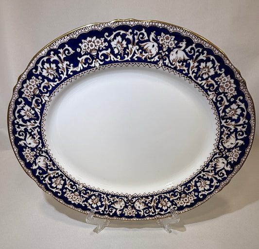 Fuente Crown Staffordshire modelo “Ellesmere”