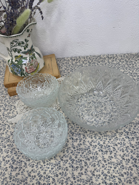 Conjunto de cristal prensado francés bowl grande + 6 cuencos
