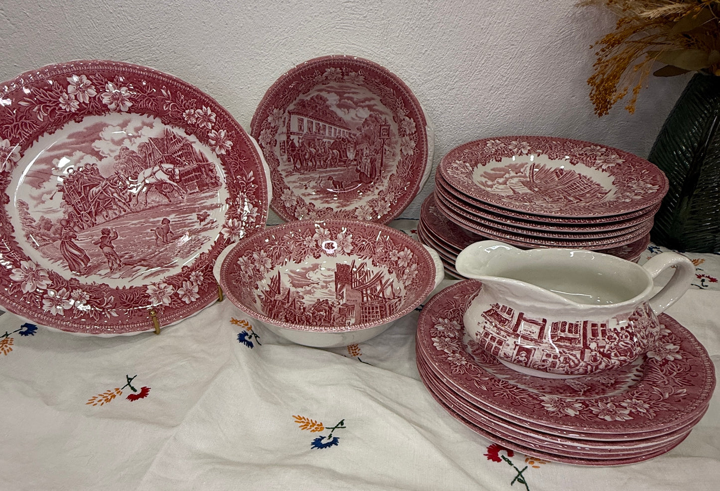 Vajilla inglesa Royal Tudor Ware Coaching Taverns para 6 personas