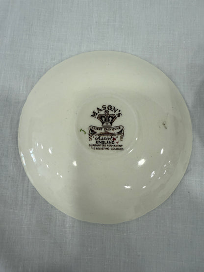 Taza con plato Mason’s modelo Ascot en marrón (X UD.)