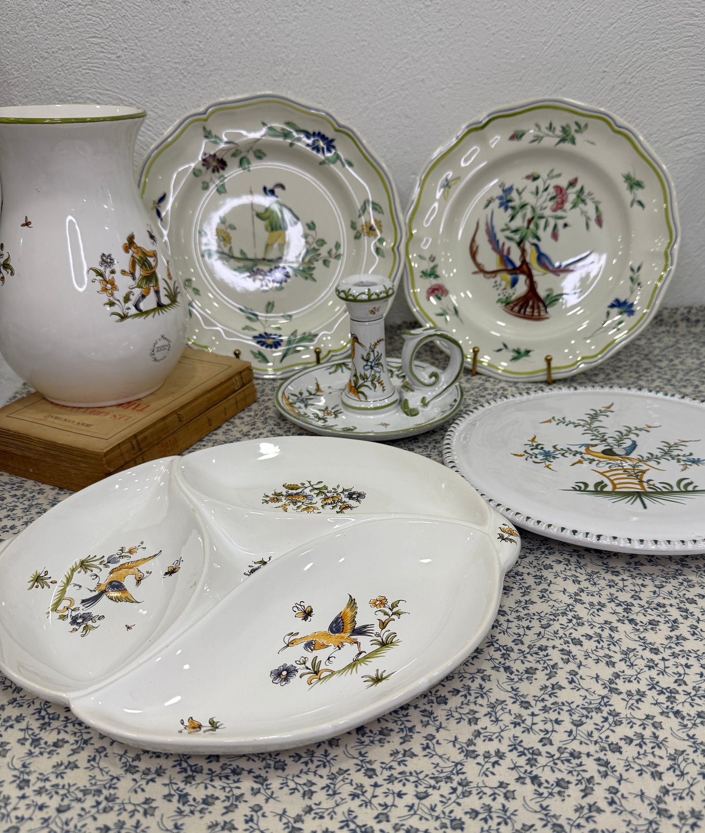 Fuente Moustiers Francia                 3 compartimentos Pintada a mano