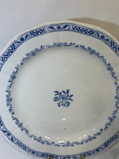 Vajilla de loza francesa de Gien en azul cobalto (circa 1880–1930)