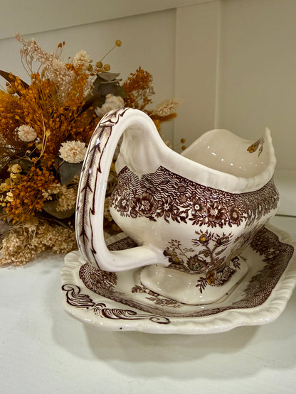 Salsera antigua Mason’s Ironstone modelo Ascot con plato original