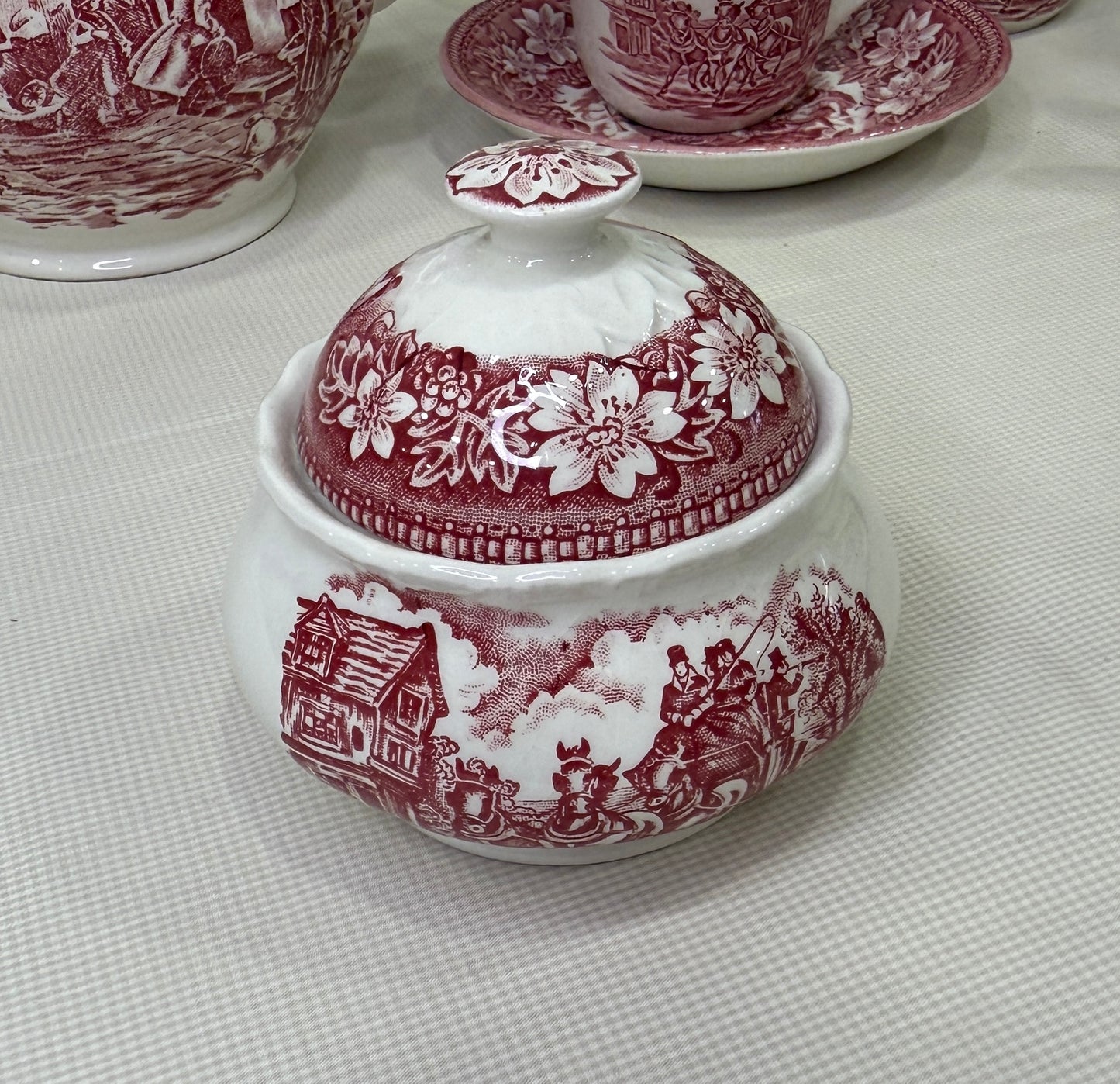 Juego de desayuno inglés Coaching Taverns – Royal Tudor Ware, Staffordshire