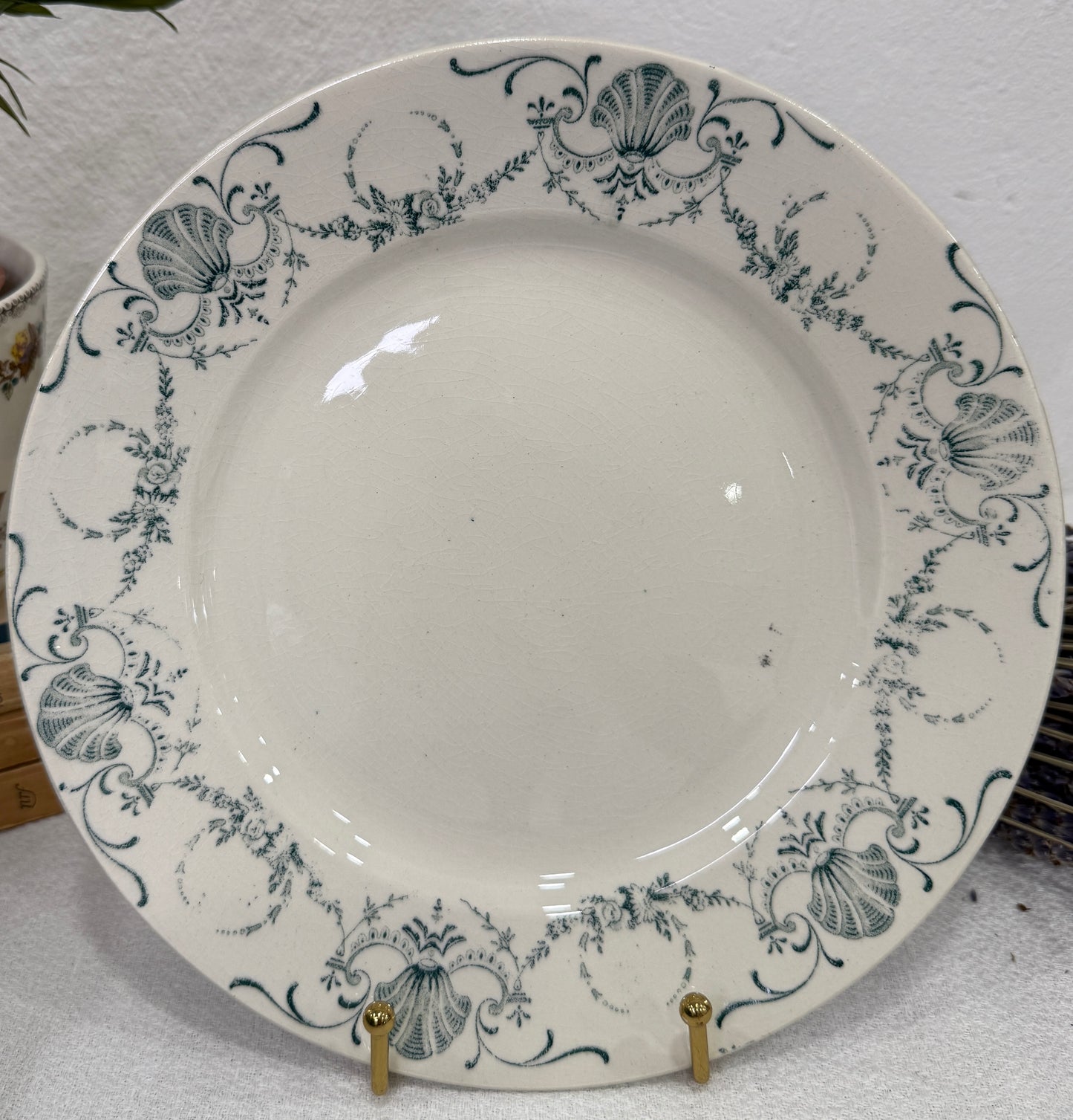 Platos llanos K&G Luneville Guirlande Francia, ca. 1900. X UD.