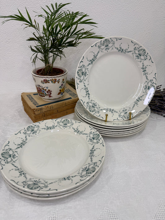 Platos llanos K&G Luneville Guirlande Francia, ca. 1900. X UD.