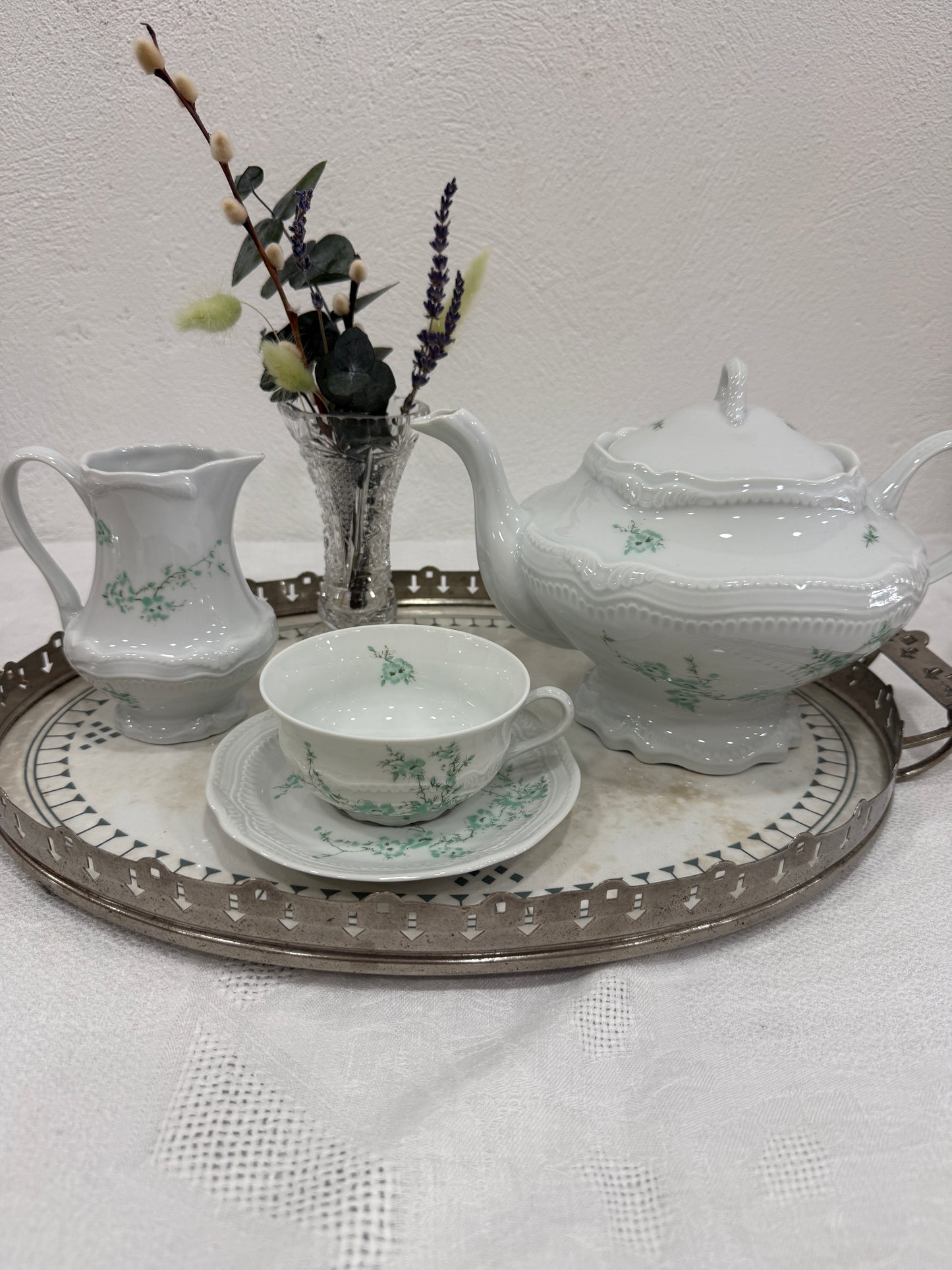 Taza con plato Bernardaud Limoges – Modelo Bonneval en verde