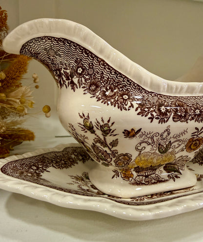 Salsera antigua Mason’s Ironstone modelo Ascot con plato original