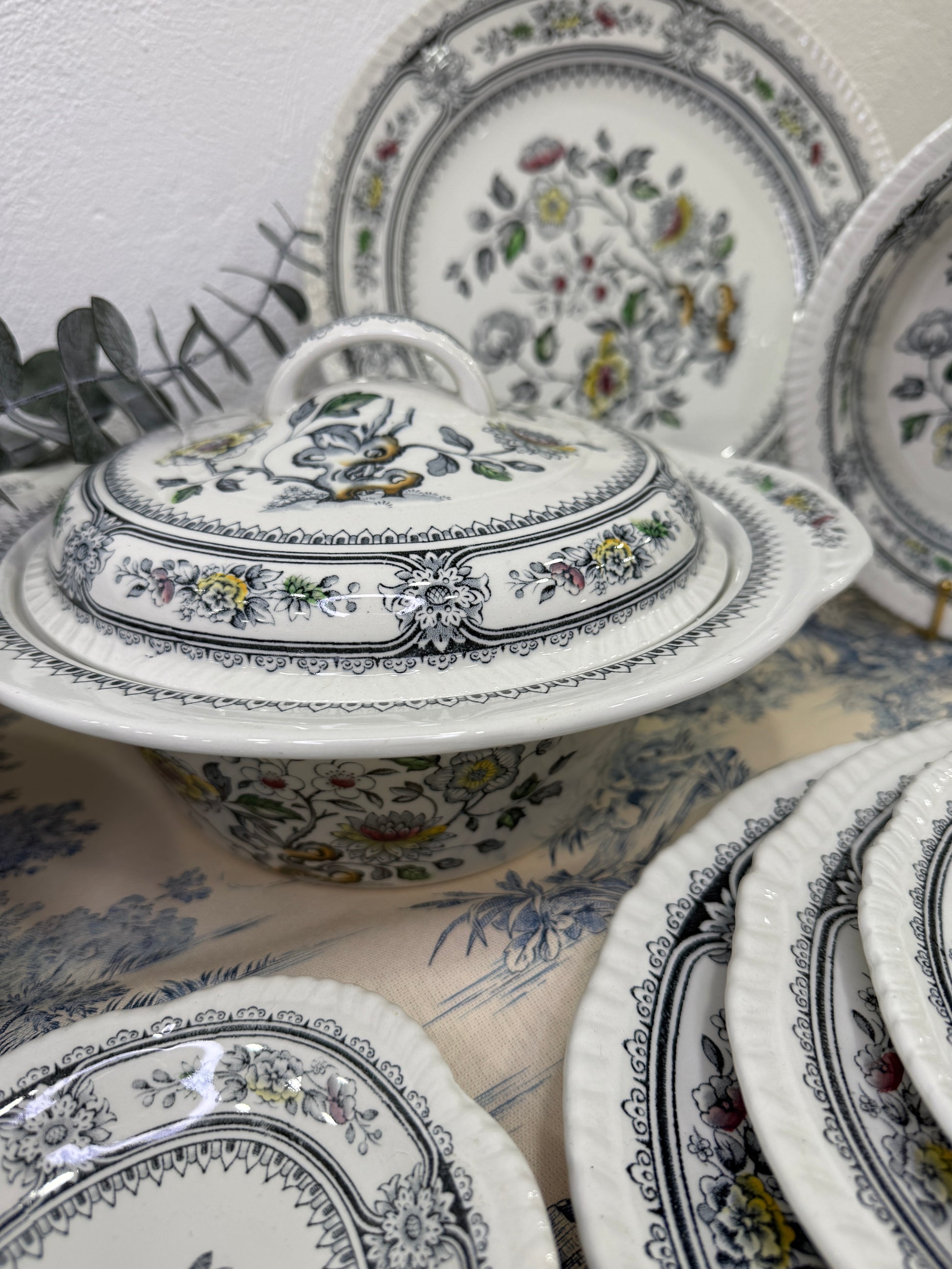 {{product_title}} vajilla antigua porcelana vintage francesa decoración mesa elegante