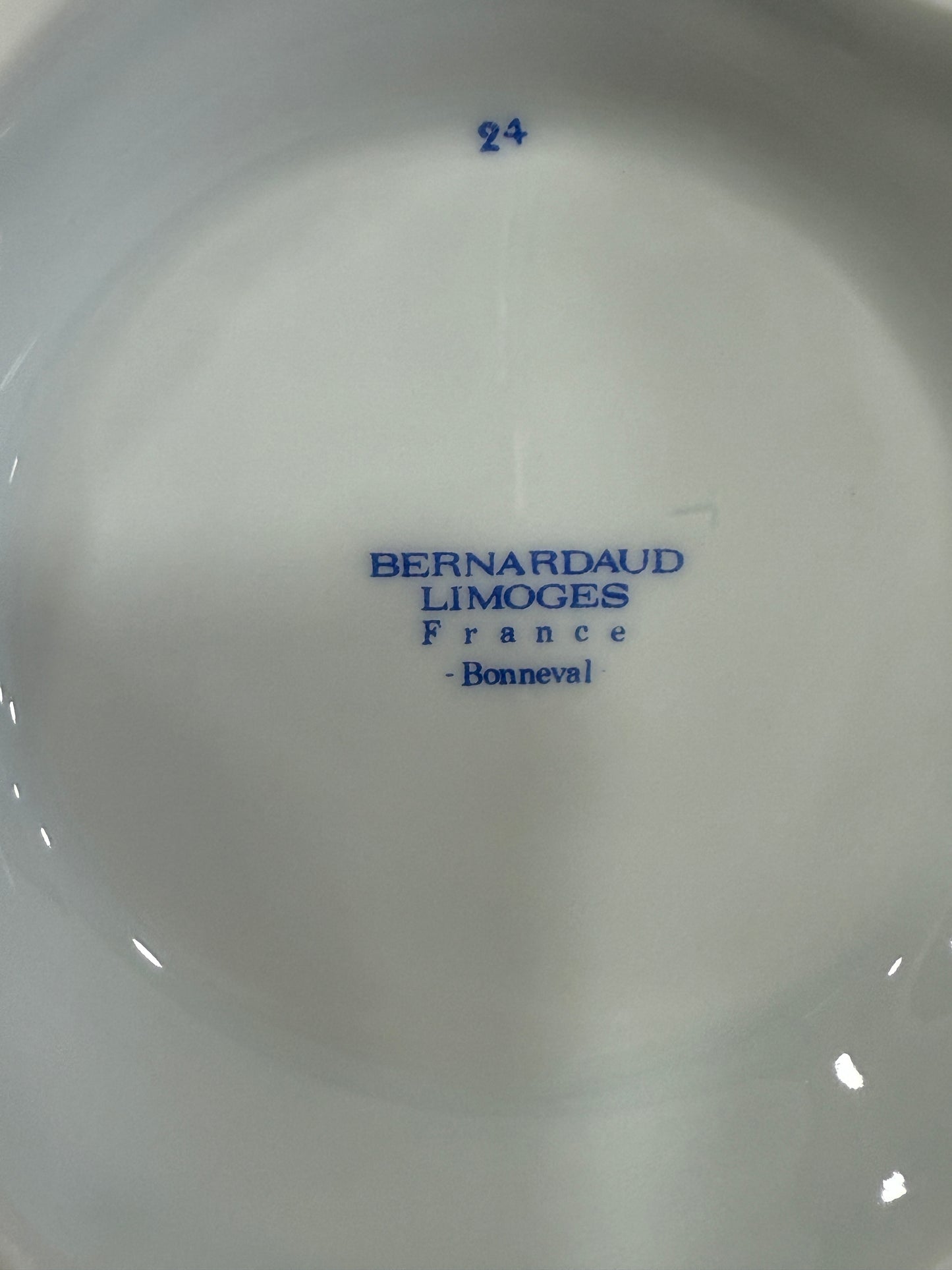 Tetera Bernardaud Limoges – Modelo Bonneval en verde