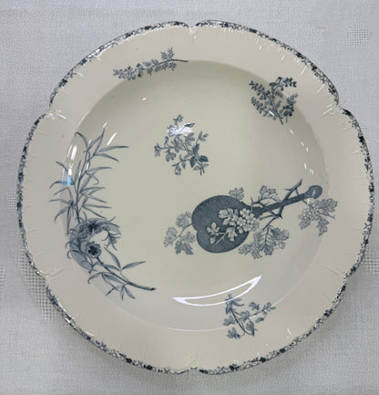 Fuente antigua francesa Le Grand Dépôt París · Terre de fer · Finales s. XIX