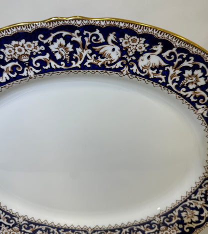 Fuente Crown Staffordshire modelo “Ellesmere”