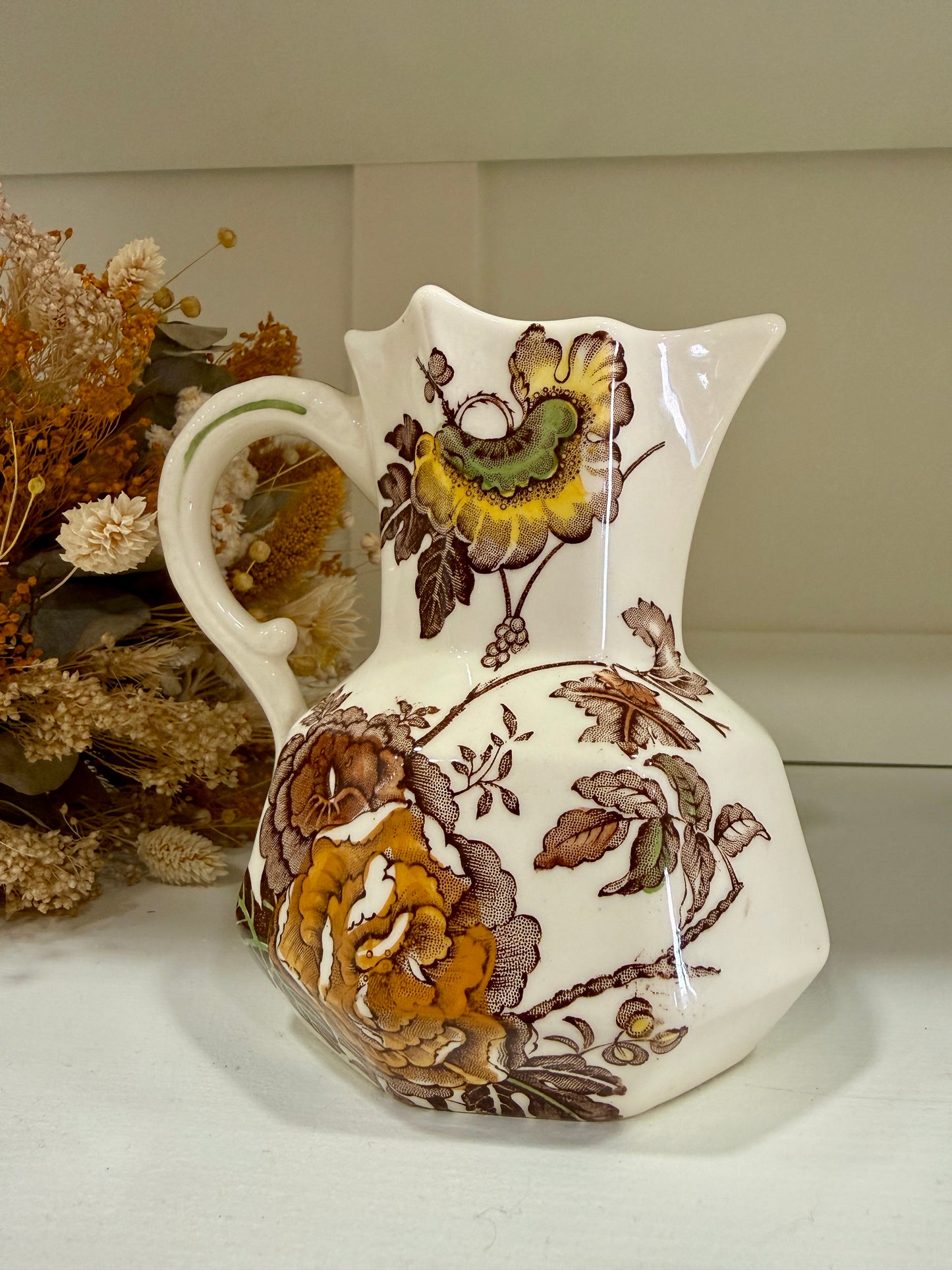 Jarra antigua Mason’s Ironstone Chantilly
