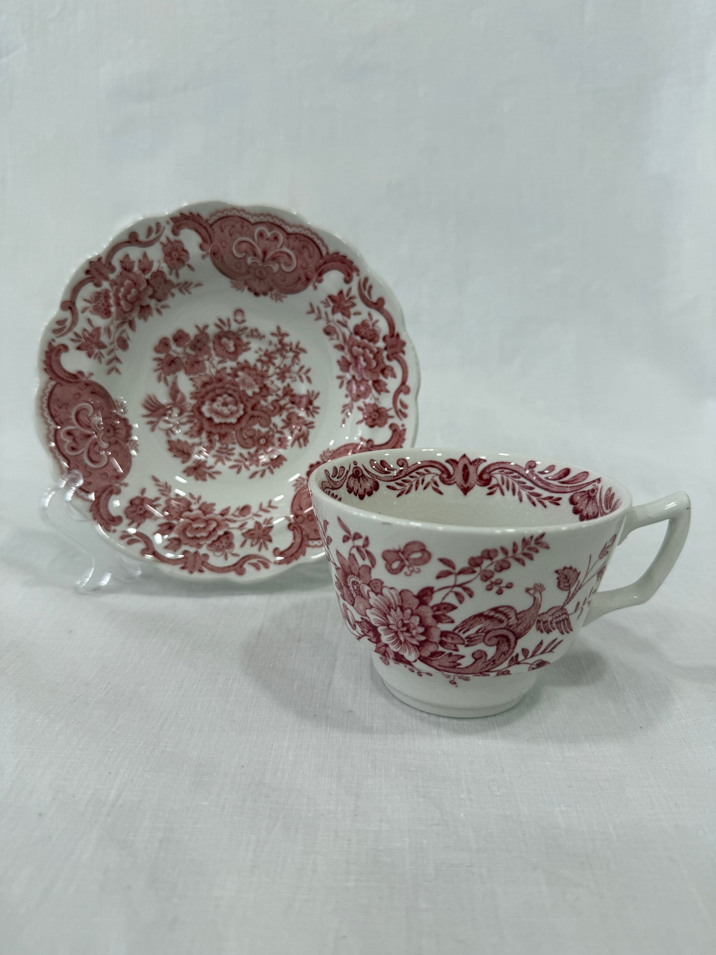 Taza con plato Ridgway “Windsor”  Inglaterra, años 50–70 (X UD)