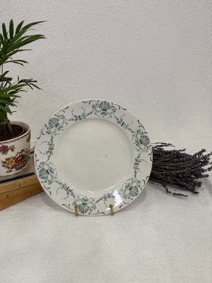 Platos llanos K&G Luneville Guirlande Francia, ca. 1900. X UD.