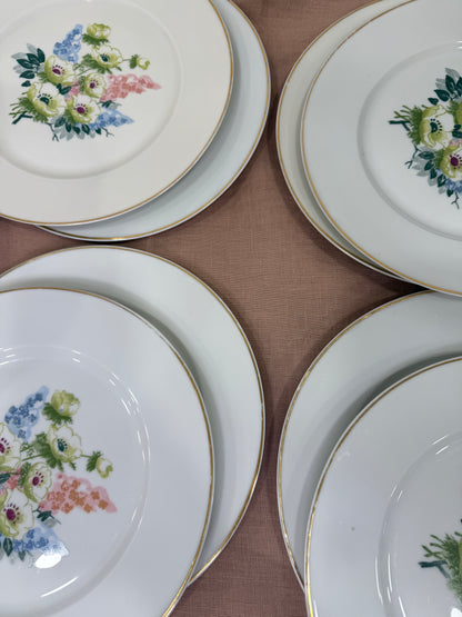 Vajilla completa Haviland Limoges – Elegancia francesa con flores campestres (Francia, s. XX)