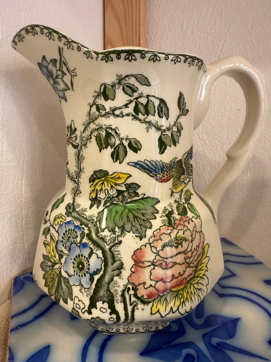 Jarras Enoch Wedgwood – Modelo Davenport